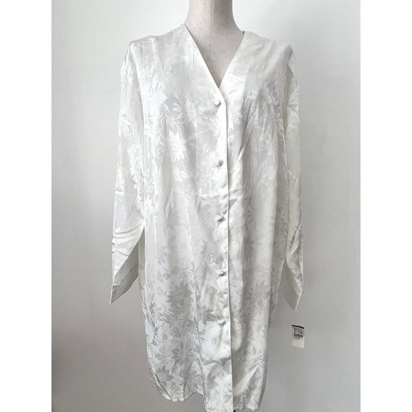 Erika Taylor Intimates Satin Floral Damask Button Night Shirt Large New - Picture 1 of 11